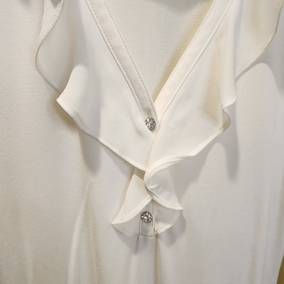 WHBM Chic Off White Ruffled V-Neck Long Sleeves Top Size XXS - Picture 7 of 11